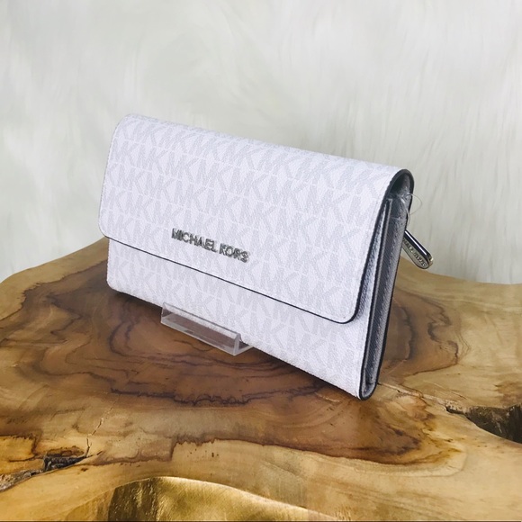 Michael Kors Jet Set Large Trifold Wallet - Picture 4 of 8